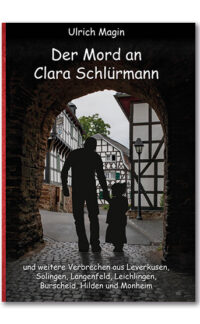 Das Titelbild von "Der Mord an Clara Schlürmann" zeigt den Schatten eines Mannes und eines Mädchens in einem Durchgang in einem Fachwerk-Dorf